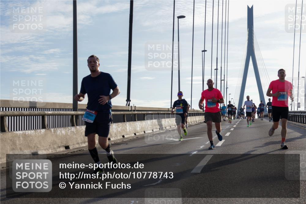 03.10.2026 - Köhlbrandbrückenlauf Yannick Fuchs http://msf.ph/oto/10778743 03.10.2026 09:23:38 Position 1  meine-sportfotos.de