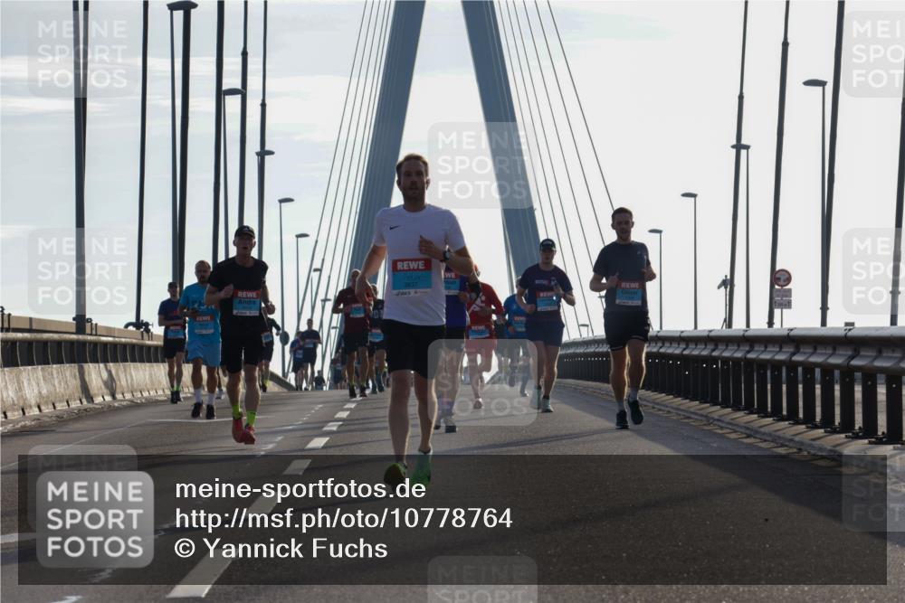 03.10.2026 - Köhlbrandbrückenlauf Yannick Fuchs http://msf.ph/oto/10778764 03.10.2026 09:23:40 Position 1 3837 meine-sportfotos.de