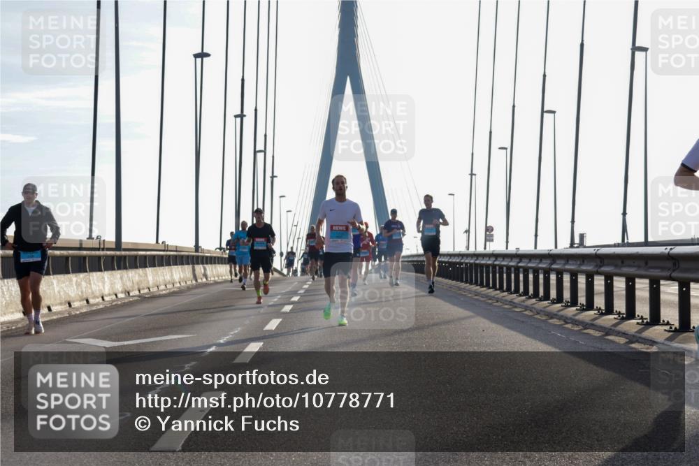 03.10.2026 - Köhlbrandbrückenlauf Yannick Fuchs http://msf.ph/oto/10778771 03.10.2026 09:23:41 Position 1  meine-sportfotos.de