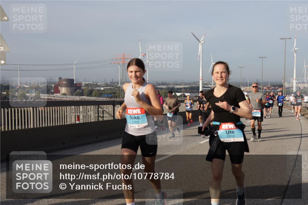 03.10.2026 - Köhlbrandbrückenlauf Yannick Fuchs http://msf.ph/oto/10778784 03.10.2026 09:45:53 Position 2 2304, 2315 meine-sportfotos.de