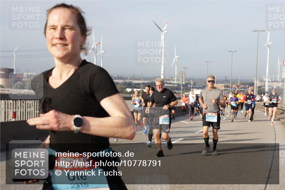 03.10.2026 - Köhlbrandbrückenlauf Yannick Fuchs http://msf.ph/oto/10778791 03.10.2026 09:45:53 Position 2 2315, 1026 meine-sportfotos.de