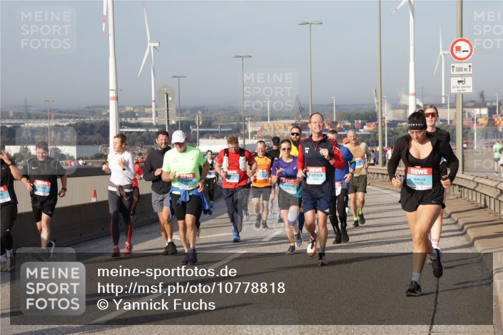 03.10.2026 - Köhlbrandbrückenlauf Yannick Fuchs http://msf.ph/oto/10778818 03.10.2026 09:45:56 Position 2 3806, 500 meine-sportfotos.de