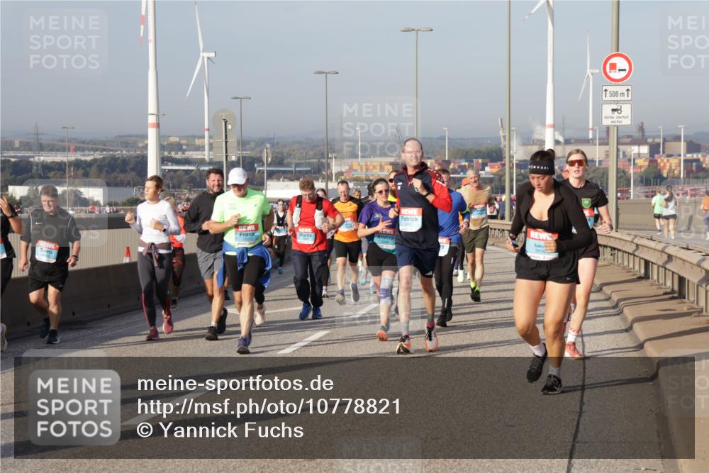 03.10.2026 - Köhlbrandbrückenlauf Yannick Fuchs http://msf.ph/oto/10778821 03.10.2026 09:45:56 Position 2 500 meine-sportfotos.de