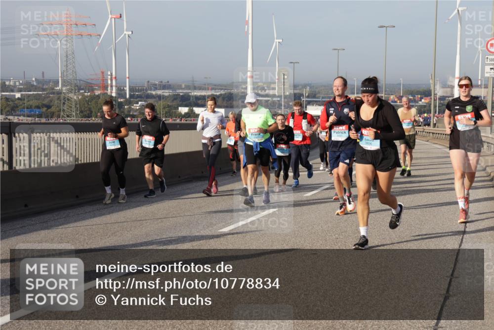 03.10.2026 - Köhlbrandbrückenlauf Yannick Fuchs http://msf.ph/oto/10778834 03.10.2026 09:45:57 Position 2 3806, 500 meine-sportfotos.de