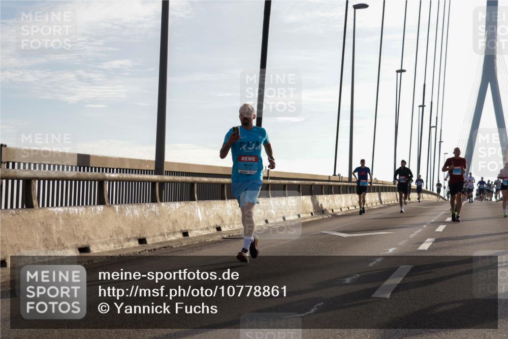 03.10.2026 - Köhlbrandbrückenlauf Yannick Fuchs http://msf.ph/oto/10778861 03.10.2026 09:23:49 Position 1  meine-sportfotos.de