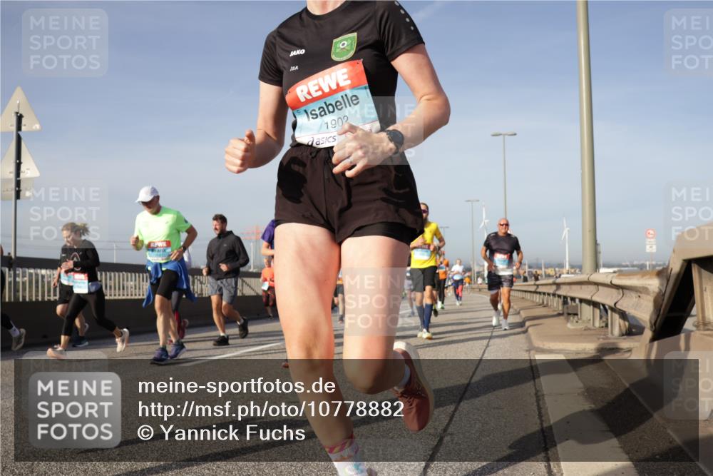 03.10.2026 - Köhlbrandbrückenlauf Yannick Fuchs http://msf.ph/oto/10778882 03.10.2026 09:46:01 Position 2 1902 meine-sportfotos.de