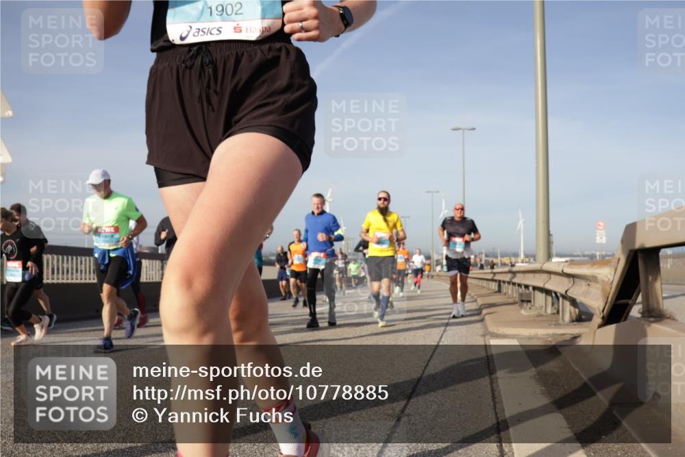 03.10.2026 - Köhlbrandbrückenlauf Yannick Fuchs http://msf.ph/oto/10778885 03.10.2026 09:46:02 Position 2 1902 meine-sportfotos.de