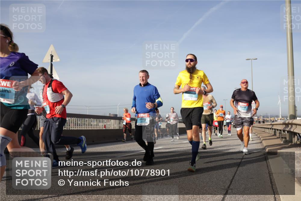 03.10.2026 - Köhlbrandbrückenlauf Yannick Fuchs http://msf.ph/oto/10778901 03.10.2026 09:46:03 Position 2 588, 2413, 3019 meine-sportfotos.de