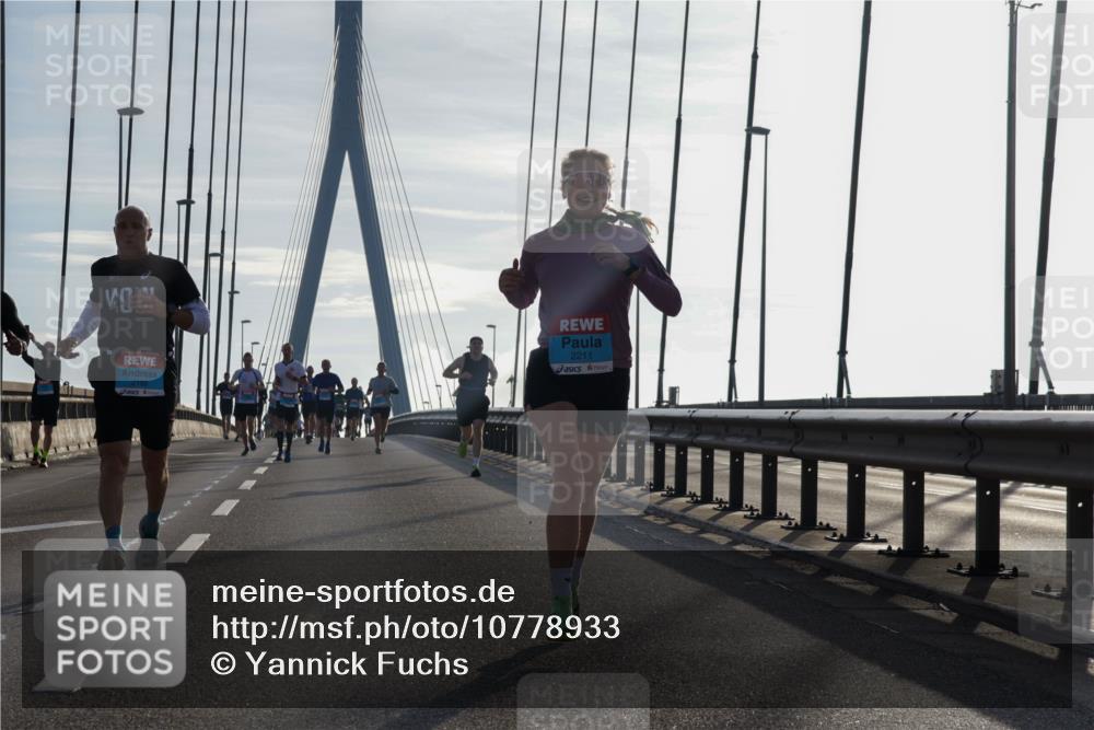 03.10.2026 - Köhlbrandbrückenlauf Yannick Fuchs http://msf.ph/oto/10778933 03.10.2026 09:23:55 Position 1 2189, 2211 meine-sportfotos.de