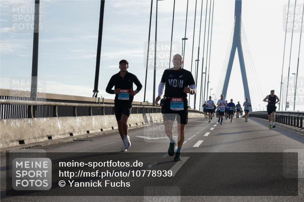 03.10.2026 - Köhlbrandbrückenlauf Yannick Fuchs http://msf.ph/oto/10778939 03.10.2026 09:23:55 Position 1 3747, 2189 meine-sportfotos.de