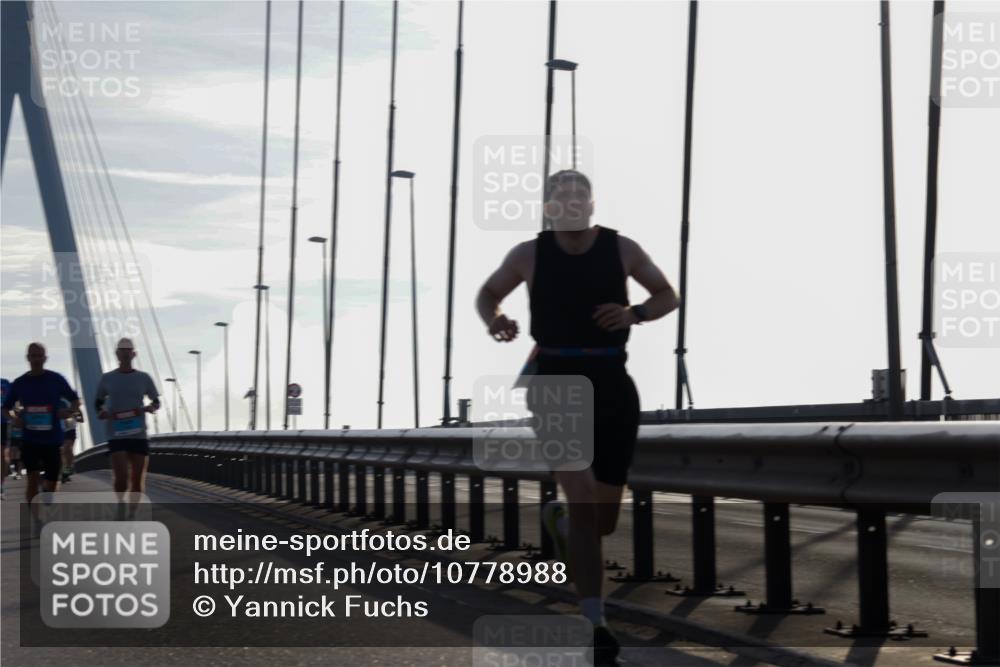 03.10.2026 - Köhlbrandbrückenlauf Yannick Fuchs http://msf.ph/oto/10778988 03.10.2026 09:23:59 Position 1  meine-sportfotos.de