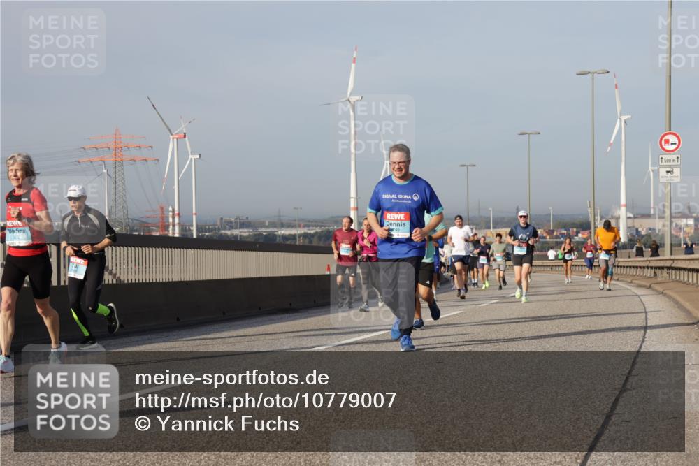 03.10.2026 - Köhlbrandbrückenlauf Yannick Fuchs http://msf.ph/oto/10779007 03.10.2026 09:46:12 Position 2 1510, 1500 meine-sportfotos.de