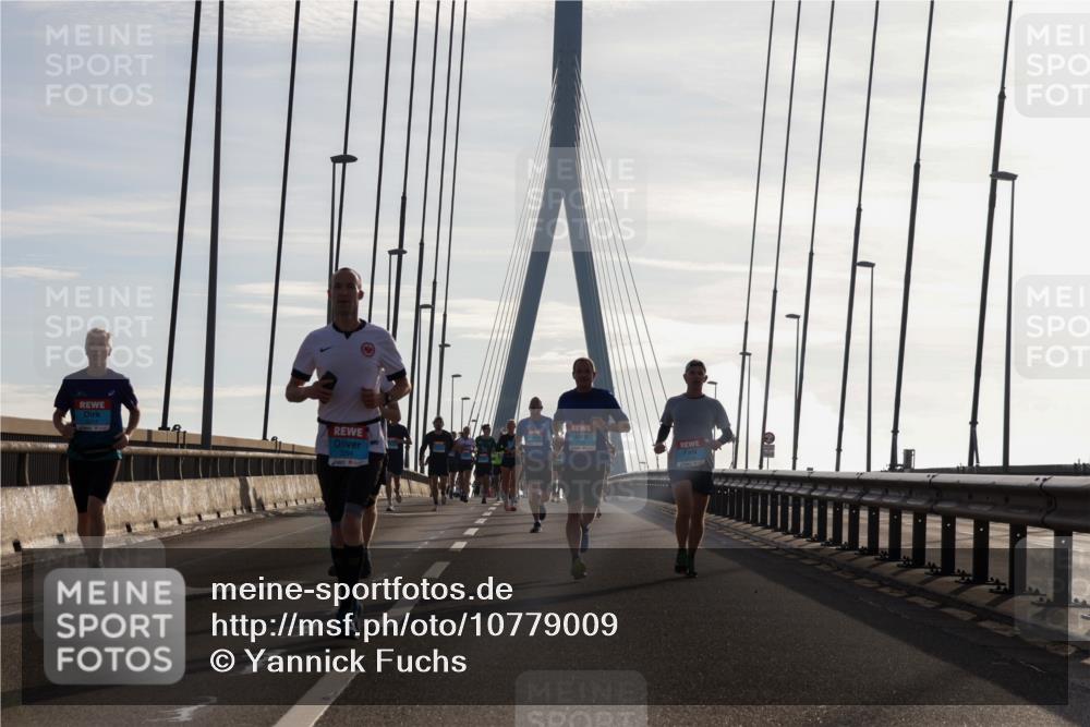 03.10.2026 - Köhlbrandbrückenlauf Yannick Fuchs http://msf.ph/oto/10779009 03.10.2026 09:24:02 Position 1  meine-sportfotos.de