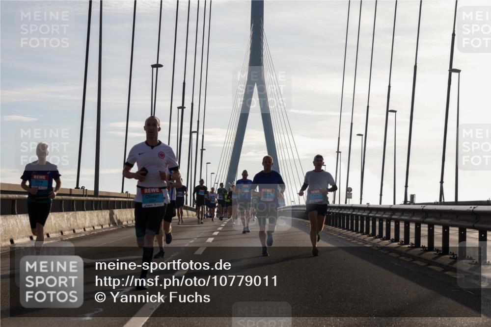 03.10.2026 - Köhlbrandbrückenlauf Yannick Fuchs http://msf.ph/oto/10779011 03.10.2026 09:24:02 Position 1 2294 meine-sportfotos.de