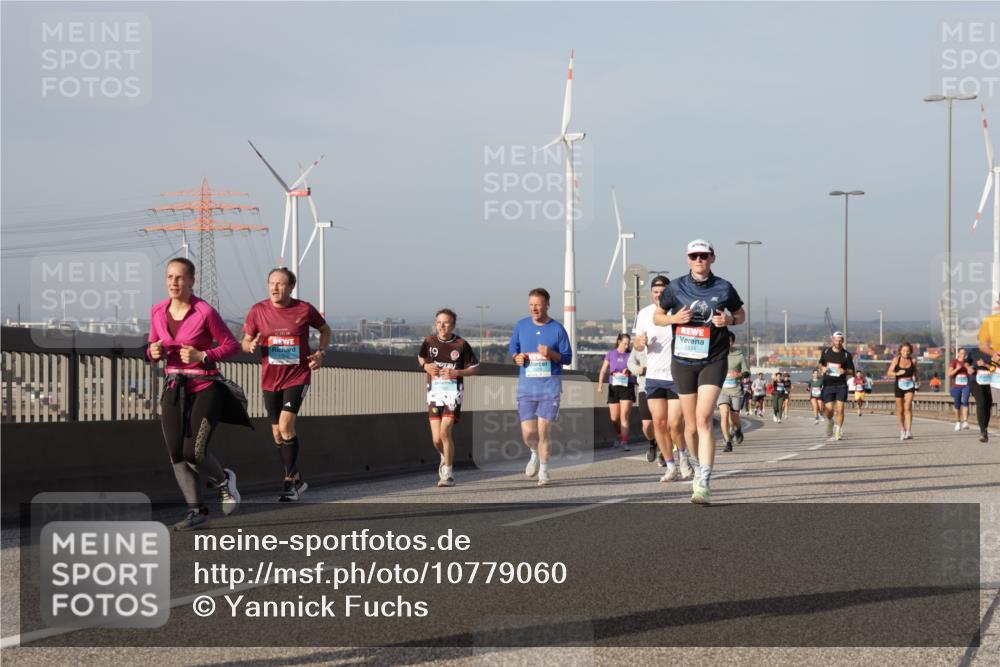 03.10.2026 - Köhlbrandbrückenlauf Yannick Fuchs http://msf.ph/oto/10779060 03.10.2026 09:46:16 Position 2  meine-sportfotos.de