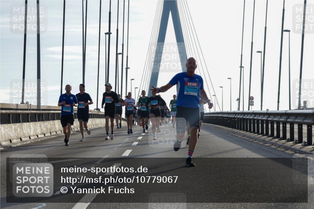 03.10.2026 - Köhlbrandbrückenlauf Yannick Fuchs http://msf.ph/oto/10779067 03.10.2026 09:24:07 Position 1 1713 meine-sportfotos.de