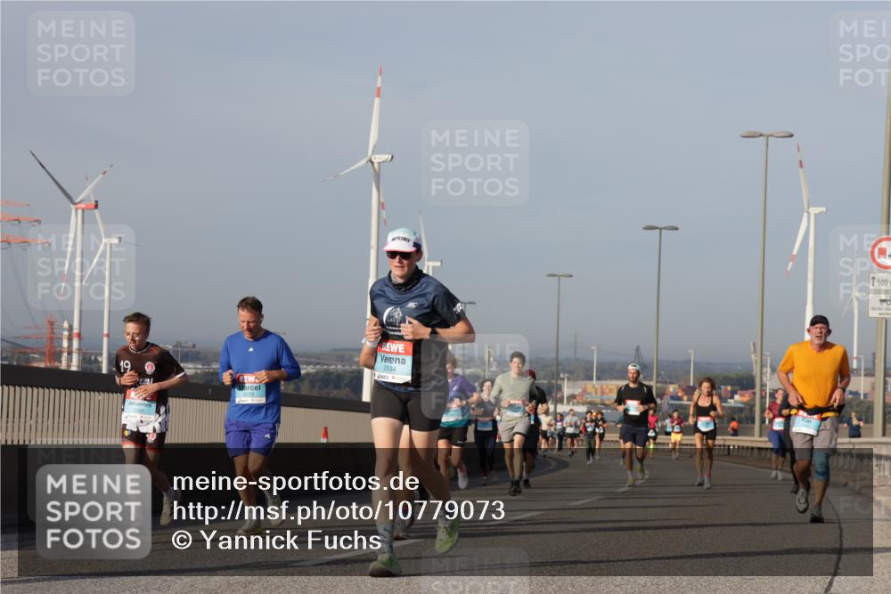 03.10.2026 - Köhlbrandbrückenlauf Yannick Fuchs http://msf.ph/oto/10779073 03.10.2026 09:46:17 Position 2 2579, 2534, 500 meine-sportfotos.de