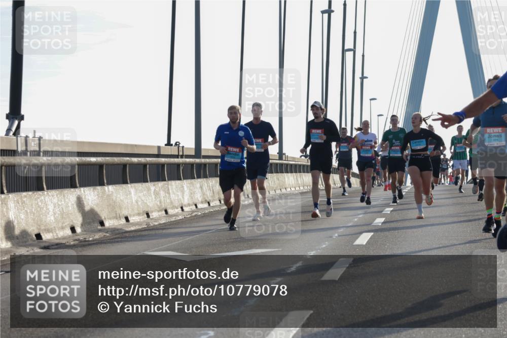03.10.2026 - Köhlbrandbrückenlauf Yannick Fuchs http://msf.ph/oto/10779078 03.10.2026 09:24:07 Position 1 1371 meine-sportfotos.de