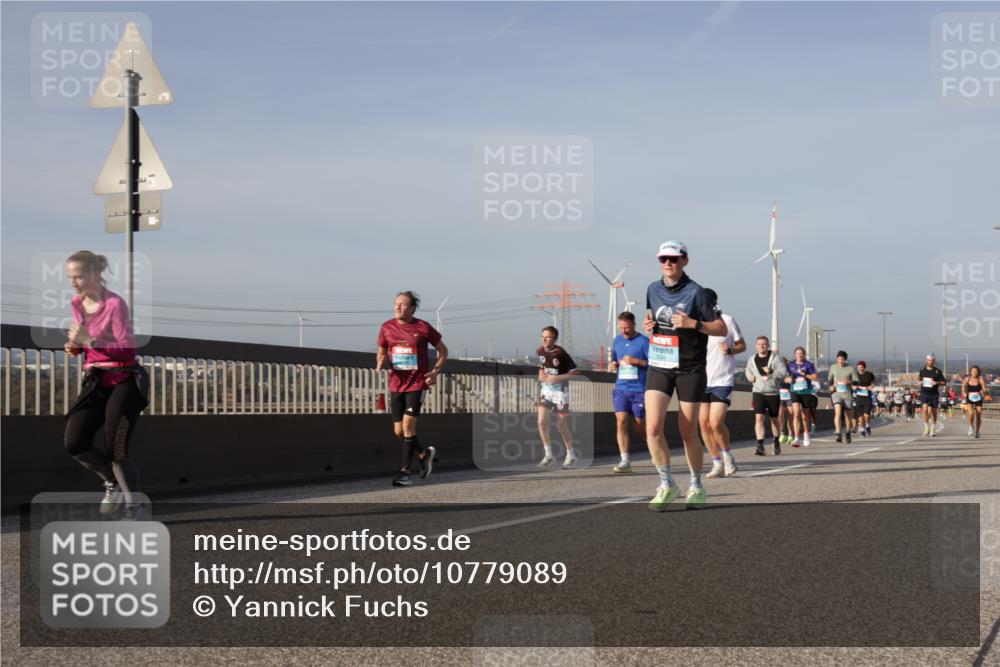 03.10.2026 - Köhlbrandbrückenlauf Yannick Fuchs http://msf.ph/oto/10779089 03.10.2026 09:46:18 Position 2  meine-sportfotos.de