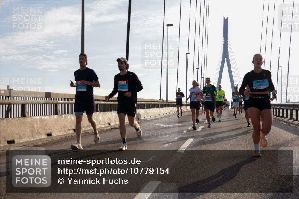 03.10.2026 - Köhlbrandbrückenlauf Yannick Fuchs http://msf.ph/oto/10779154 03.10.2026 09:24:13 Position 1 2319 meine-sportfotos.de