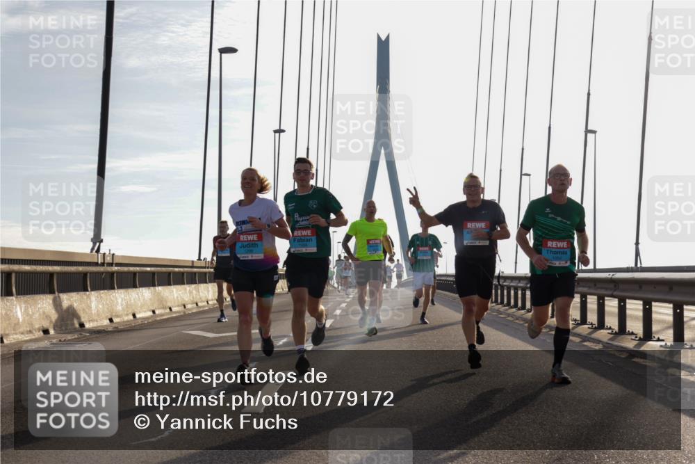 03.10.2026 - Köhlbrandbrückenlauf Yannick Fuchs http://msf.ph/oto/10779172 03.10.2026 09:24:15 Position 1 1298, 1054 meine-sportfotos.de