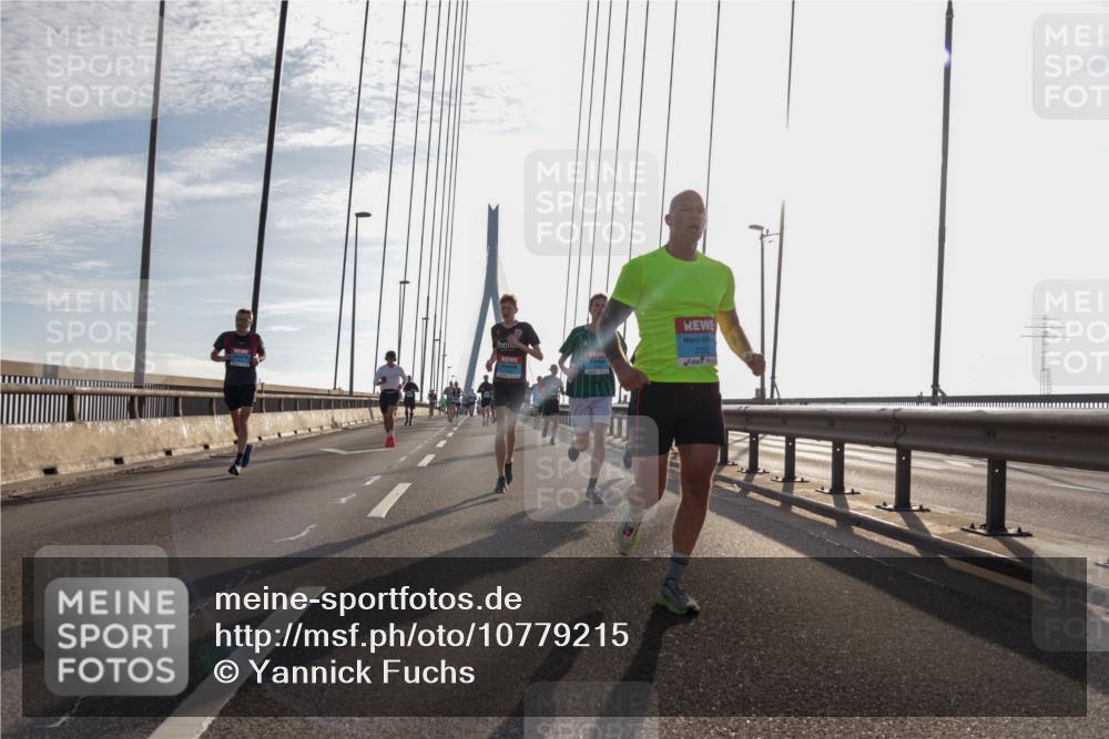 03.10.2026 - Köhlbrandbrückenlauf Yannick Fuchs http://msf.ph/oto/10779215 03.10.2026 09:24:18 Position 1 2312 meine-sportfotos.de
