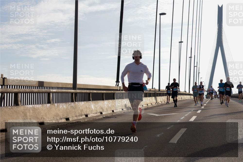 03.10.2026 - Köhlbrandbrückenlauf Yannick Fuchs http://msf.ph/oto/10779240 03.10.2026 09:24:20 Position 1  meine-sportfotos.de