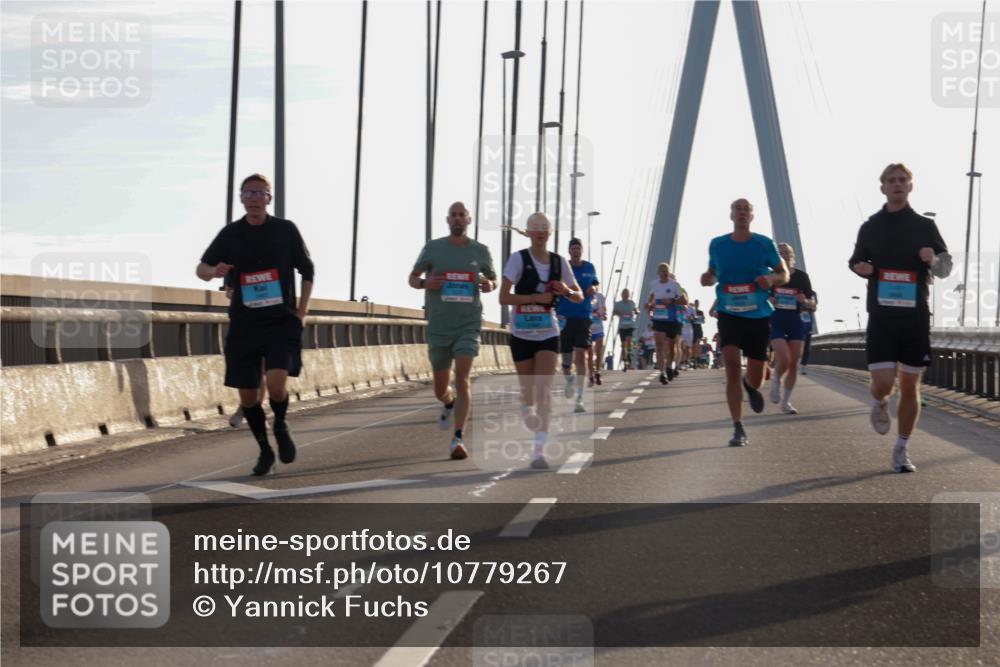 03.10.2026 - Köhlbrandbrückenlauf Yannick Fuchs http://msf.ph/oto/10779267 03.10.2026 09:24:23 Position 1  meine-sportfotos.de