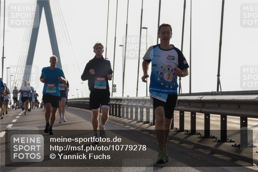 03.10.2026 - Köhlbrandbrückenlauf Yannick Fuchs http://msf.ph/oto/10779278 03.10.2026 09:24:24 Position 1 3843, 208 meine-sportfotos.de