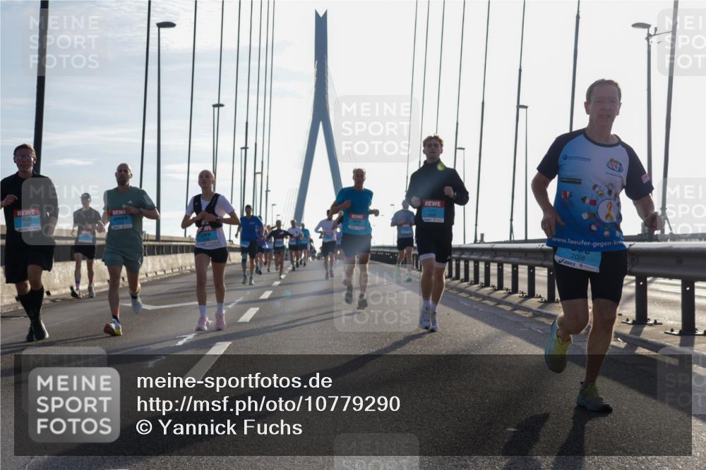 03.10.2026 - Köhlbrandbrückenlauf Yannick Fuchs http://msf.ph/oto/10779290 03.10.2026 09:24:25 Position 1 3843, 11, 2058 meine-sportfotos.de