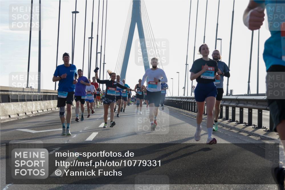03.10.2026 - Köhlbrandbrückenlauf Yannick Fuchs http://msf.ph/oto/10779331 03.10.2026 09:24:28 Position 1 2388 meine-sportfotos.de