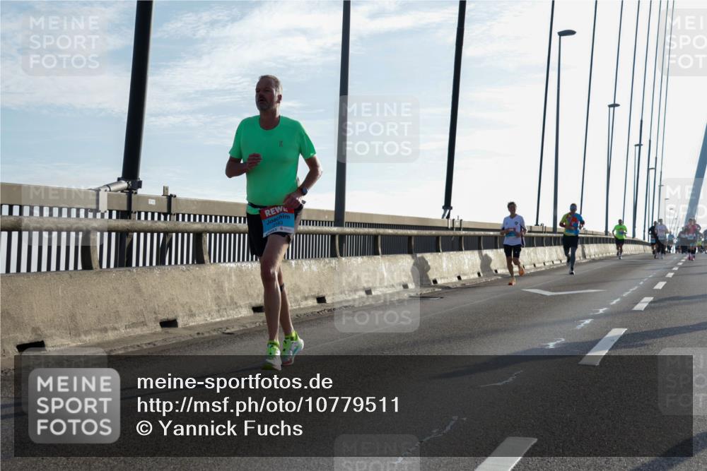 03.10.2026 - Köhlbrandbrückenlauf Yannick Fuchs http://msf.ph/oto/10779511 03.10.2026 09:24:43 Position 1 2163 meine-sportfotos.de
