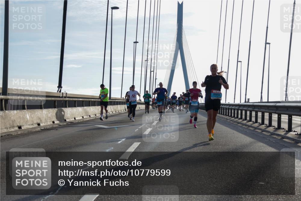03.10.2026 - Köhlbrandbrückenlauf Yannick Fuchs http://msf.ph/oto/10779599 03.10.2026 09:24:51 Position 1 1079 meine-sportfotos.de