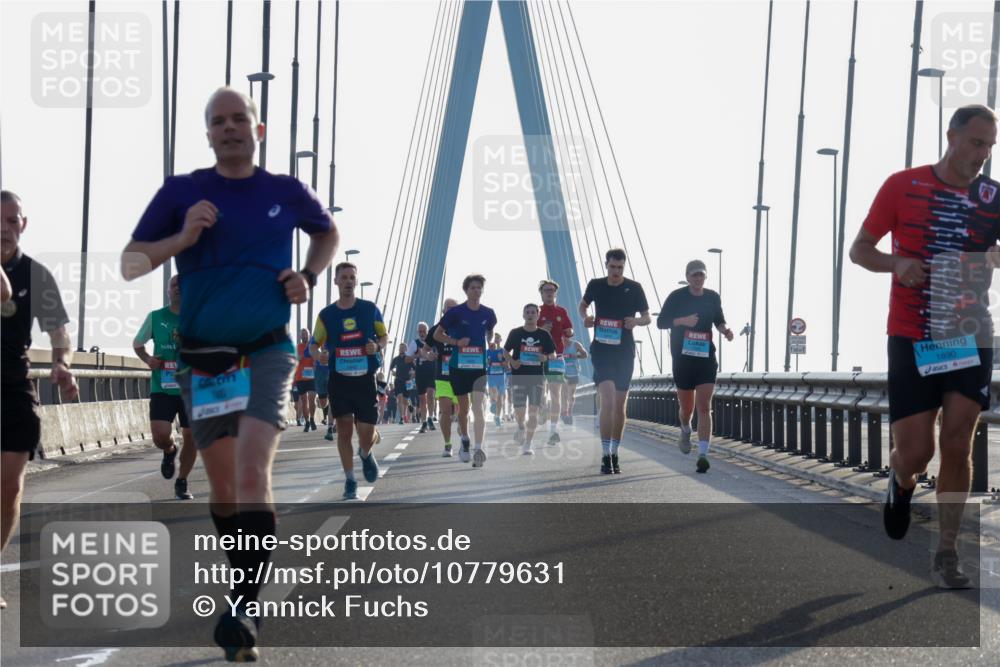 03.10.2026 - Köhlbrandbrückenlauf Yannick Fuchs http://msf.ph/oto/10779631 03.10.2026 09:24:53 Position 1  meine-sportfotos.de