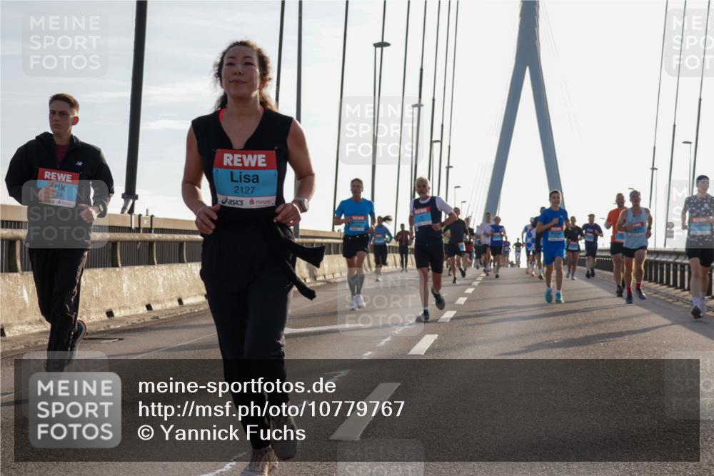 03.10.2026 - Köhlbrandbrückenlauf Yannick Fuchs http://msf.ph/oto/10779767 03.10.2026 09:25:04 Position 1 2127, 44 meine-sportfotos.de