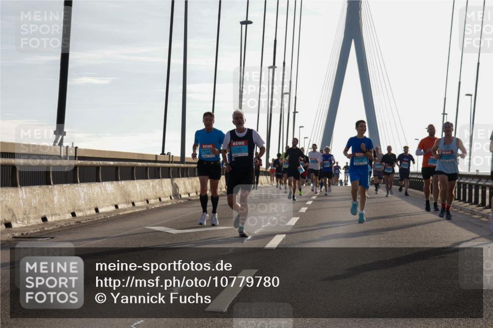 03.10.2026 - Köhlbrandbrückenlauf Yannick Fuchs http://msf.ph/oto/10779780 03.10.2026 09:25:05 Position 1  meine-sportfotos.de