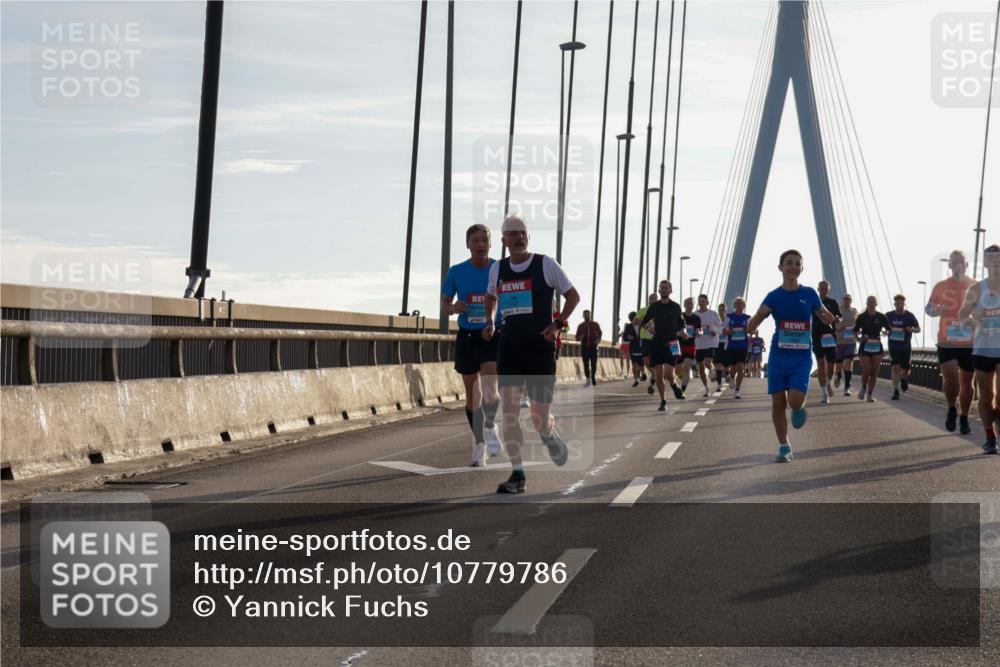 03.10.2026 - Köhlbrandbrückenlauf Yannick Fuchs http://msf.ph/oto/10779786 03.10.2026 09:25:05 Position 1  meine-sportfotos.de
