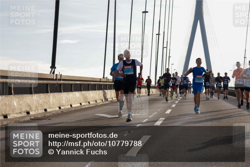 03.10.2026 - Köhlbrandbrückenlauf Yannick Fuchs http://msf.ph/oto/10779788 03.10.2026 09:25:05 Position 1  meine-sportfotos.de
