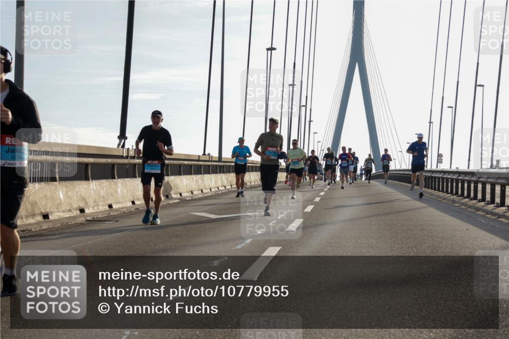 03.10.2026 - Köhlbrandbrückenlauf Yannick Fuchs http://msf.ph/oto/10779955 03.10.2026 09:25:20 Position 1 2252 meine-sportfotos.de