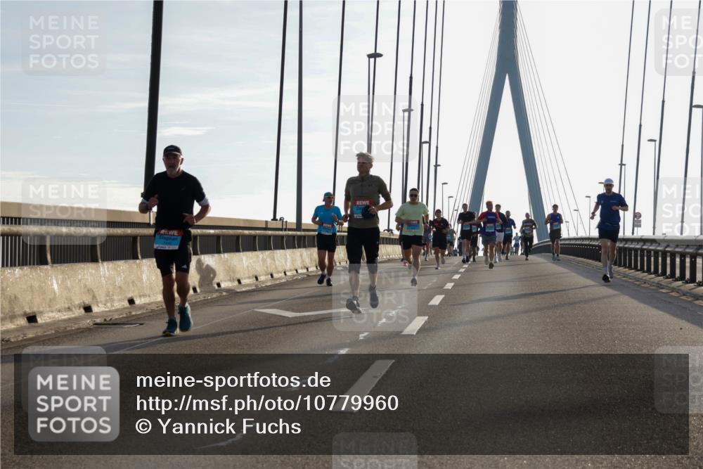 03.10.2026 - Köhlbrandbrückenlauf Yannick Fuchs http://msf.ph/oto/10779960 03.10.2026 09:25:20 Position 1  meine-sportfotos.de