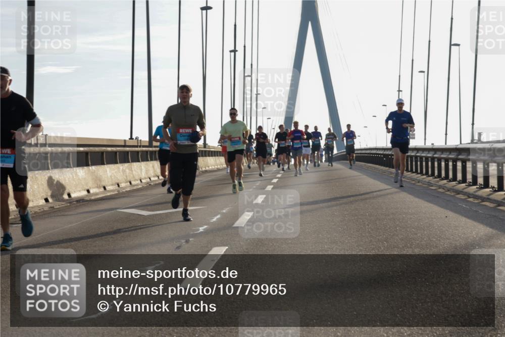 03.10.2026 - Köhlbrandbrückenlauf Yannick Fuchs http://msf.ph/oto/10779965 03.10.2026 09:25:21 Position 1  meine-sportfotos.de