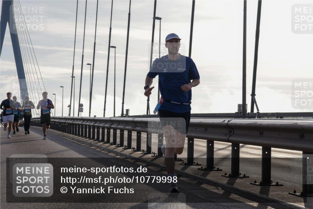 03.10.2026 - Köhlbrandbrückenlauf Yannick Fuchs http://msf.ph/oto/10779998 03.10.2026 09:25:24 Position 1  meine-sportfotos.de