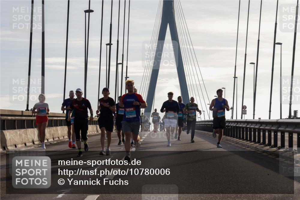 03.10.2026 - Köhlbrandbrückenlauf Yannick Fuchs http://msf.ph/oto/10780006 03.10.2026 09:25:25 Position 1  meine-sportfotos.de