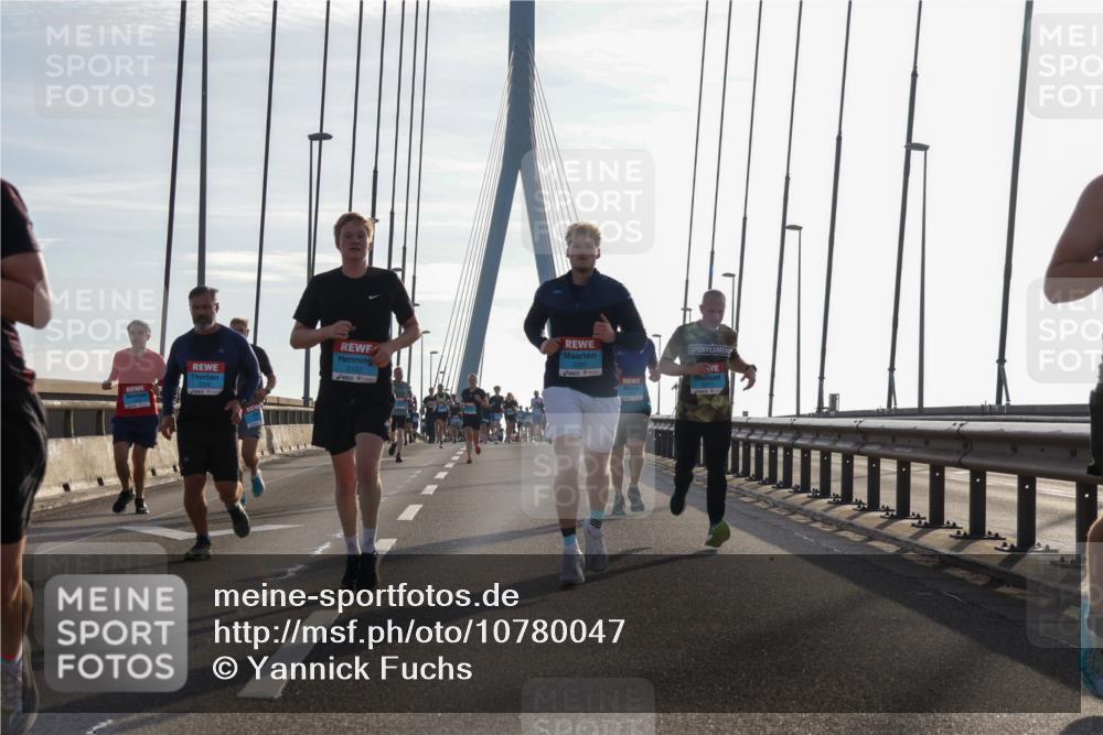 03.10.2026 - Köhlbrandbrückenlauf Yannick Fuchs http://msf.ph/oto/10780047 03.10.2026 09:25:31 Position 1 2122, 2267 meine-sportfotos.de