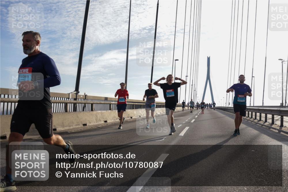 03.10.2026 - Köhlbrandbrückenlauf Yannick Fuchs http://msf.ph/oto/10780087 03.10.2026 09:25:34 Position 1 2229 meine-sportfotos.de
