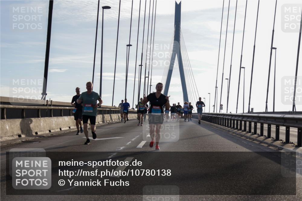 03.10.2026 - Köhlbrandbrückenlauf Yannick Fuchs http://msf.ph/oto/10780138 03.10.2026 09:25:39 Position 1  meine-sportfotos.de