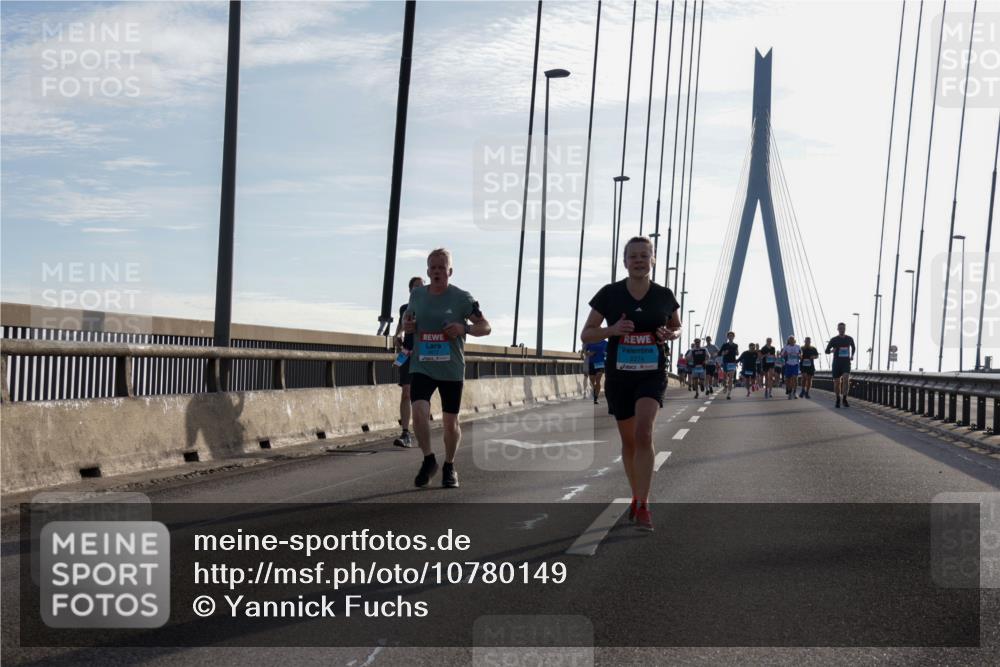 03.10.2026 - Köhlbrandbrückenlauf Yannick Fuchs http://msf.ph/oto/10780149 03.10.2026 09:25:40 Position 1 7, 2274 meine-sportfotos.de