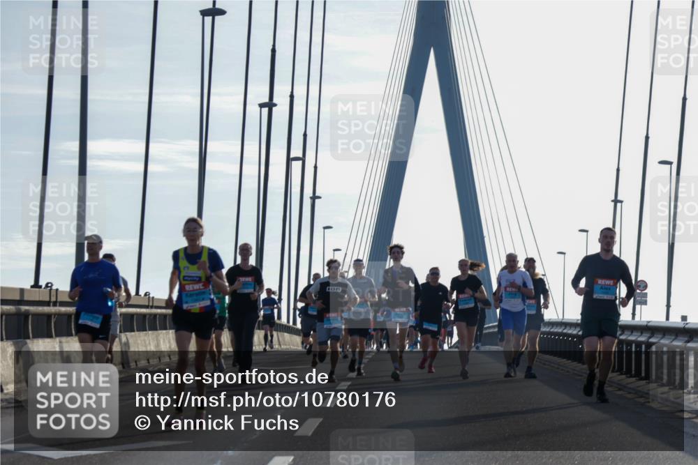 03.10.2026 - Köhlbrandbrückenlauf Yannick Fuchs http://msf.ph/oto/10780176 03.10.2026 09:25:42 Position 1  meine-sportfotos.de