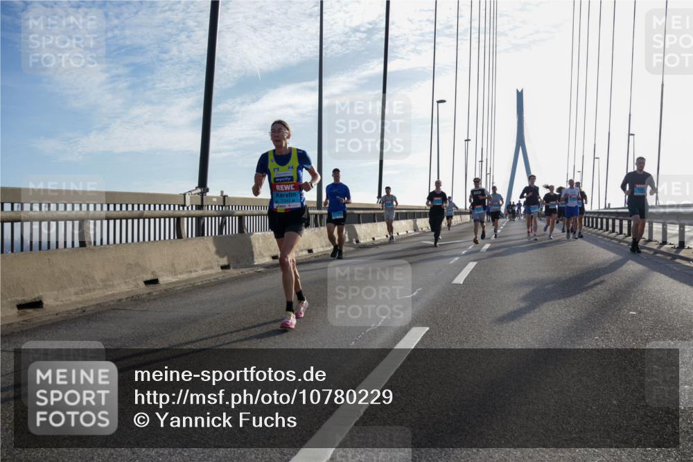 03.10.2026 - Köhlbrandbrückenlauf Yannick Fuchs http://msf.ph/oto/10780229 03.10.2026 09:25:47 Position 1 52, 1343 meine-sportfotos.de