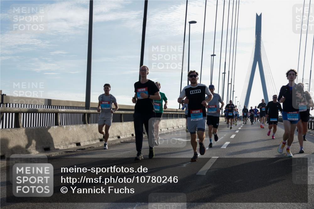 03.10.2026 - Köhlbrandbrückenlauf Yannick Fuchs http://msf.ph/oto/10780246 03.10.2026 09:25:49 Position 1  meine-sportfotos.de